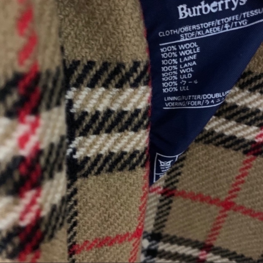 Burberry Vintage Trench Coat - Picture 8 of 16